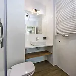 Glow Apartments, Dolny Σόποτ