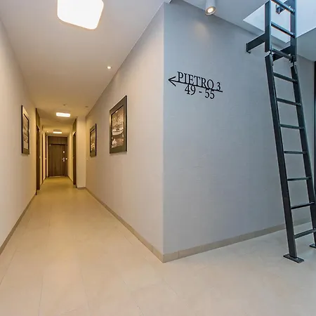 Glow Apartments, Dolny *